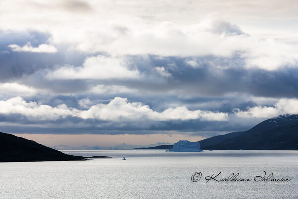 Iceberg at dawn, Scoresby Sund