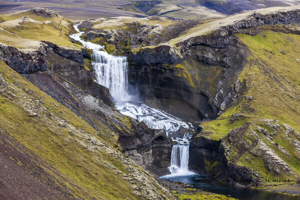 Ofaerufoss waterfall in Eldgja gorge, Fjallabak natural reserve,