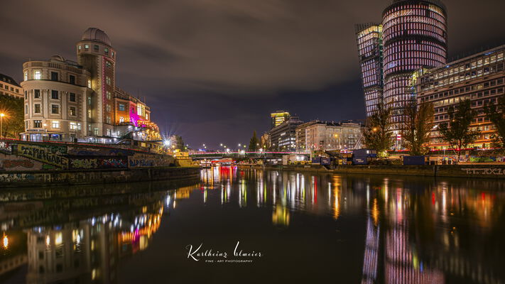 Vienna, lights in the Danube Canal