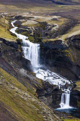 Ofaerufoss waterfall in Eldgja gorge, Fjallabak natural reserve,