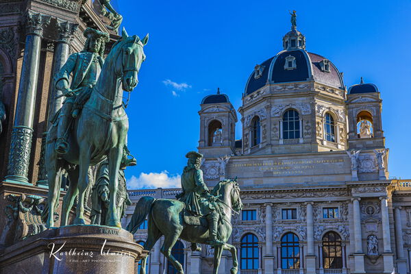 Vienna, Equestrian statues at Maria-Theresien Platz, Natural History Museum